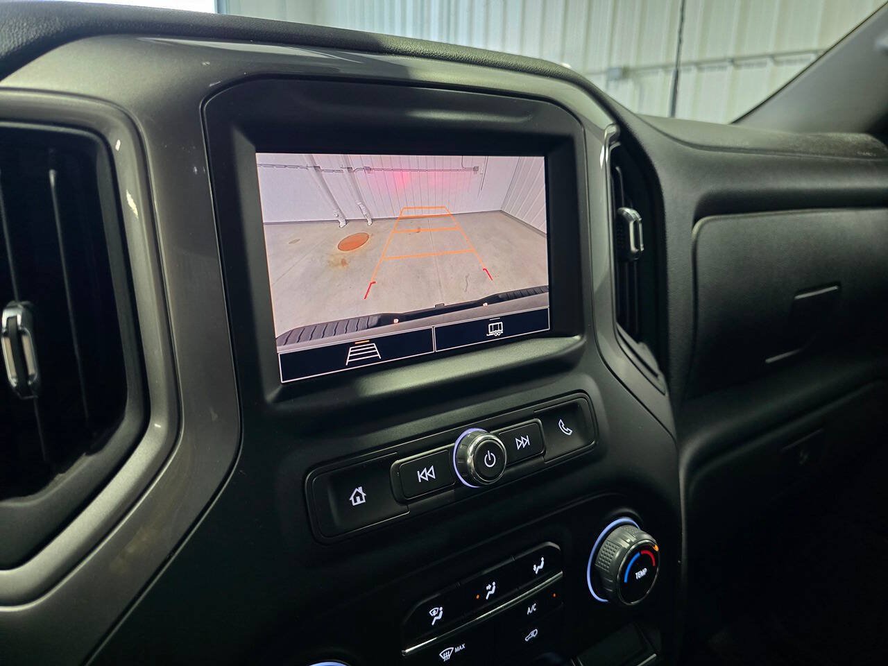 Used 2024 Chevrolet Silverado 2500 Custom w/ Custom Convenience Package AWD/4WD image 16