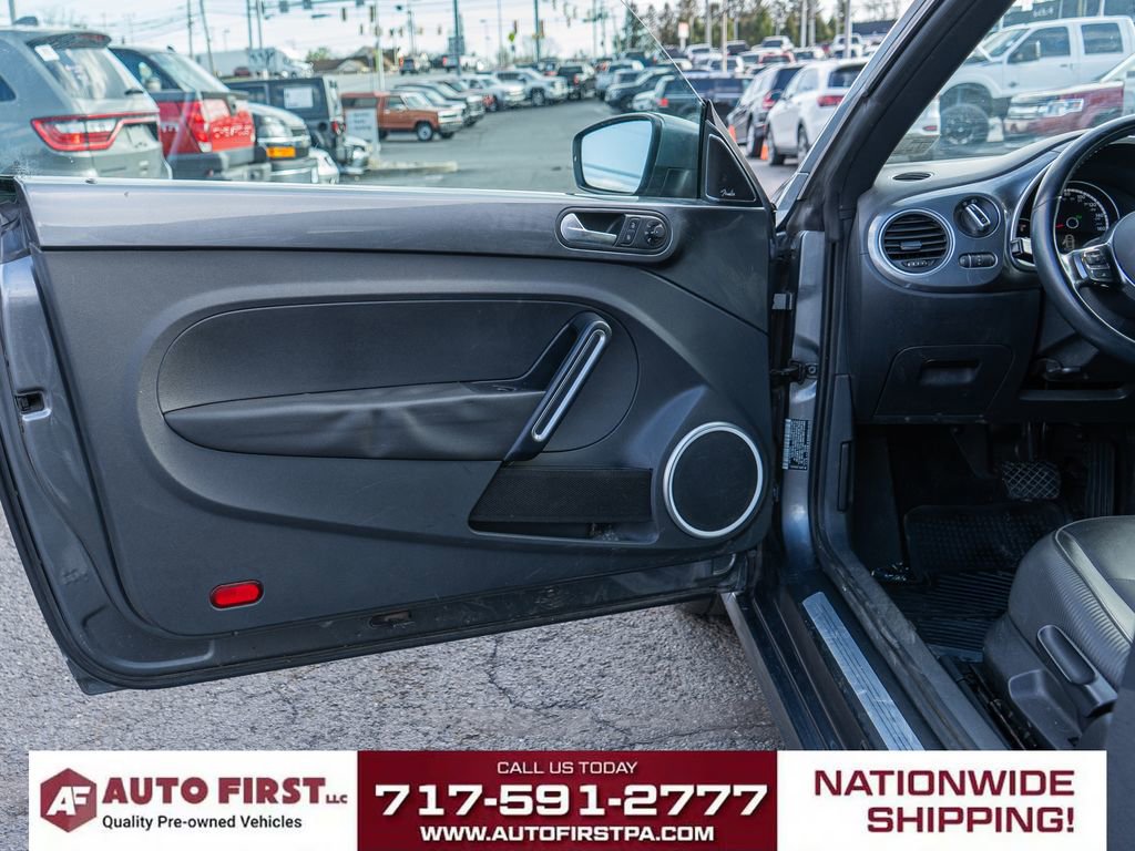 Used 2013 Volkswagen Beetle 2.5 image 9