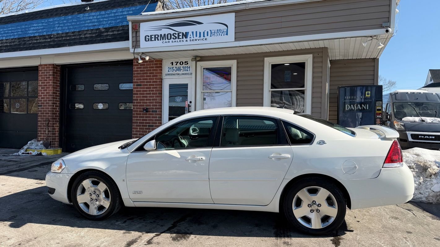 Used 2008 Chevrolet Impala SS w/ Convenience Package image 2