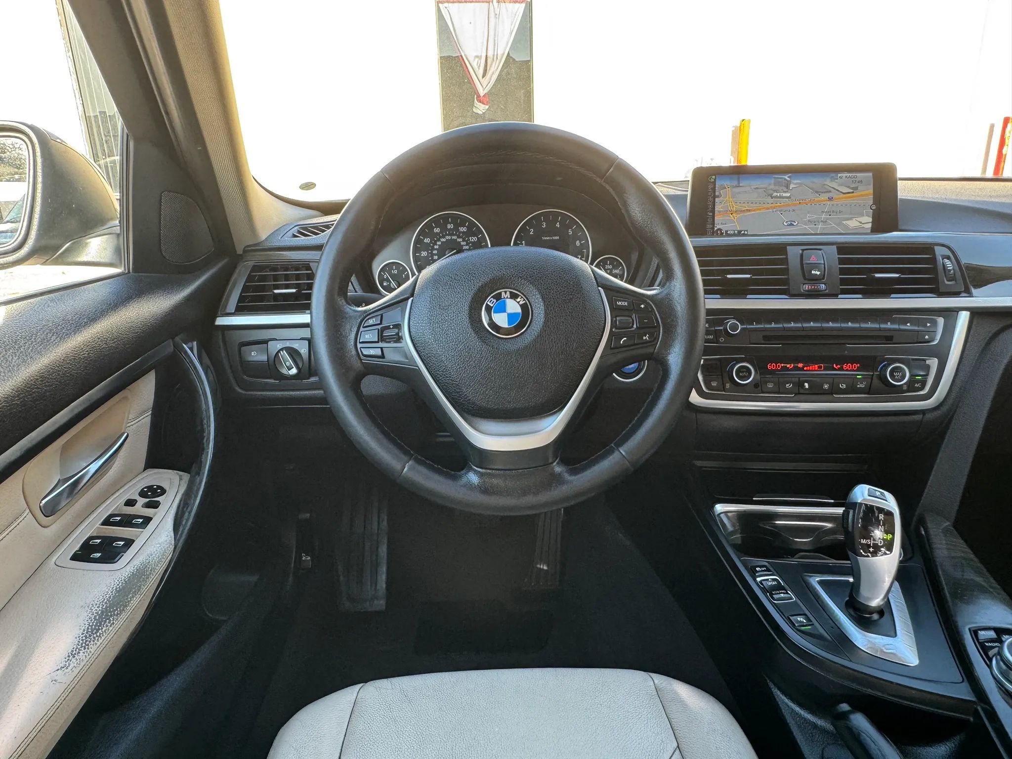 Used 2015 BMW 328i Sedan RWD image 18