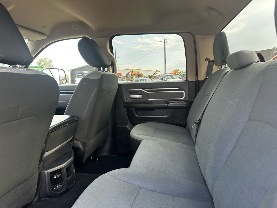 Used 2019 RAM 2500 Big Horn image 27