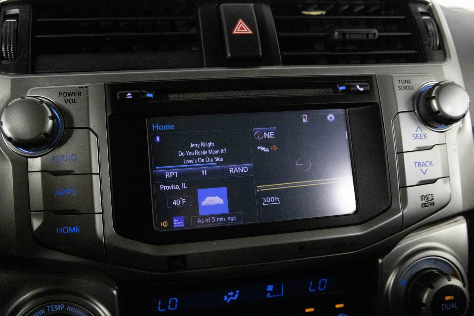 Used 2014 Toyota 4Runner Limited AWD/4WD image 22