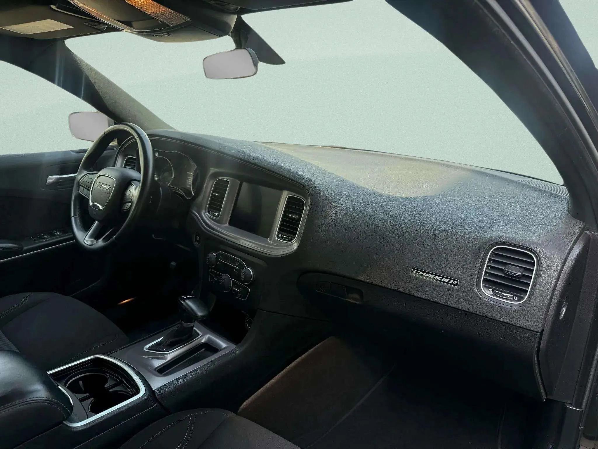 Used 2023 Dodge Charger SXT image 6