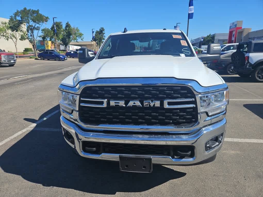 Used 2024 RAM 2500 Big Horn w/ Off Road Package AWD/4WD image 2