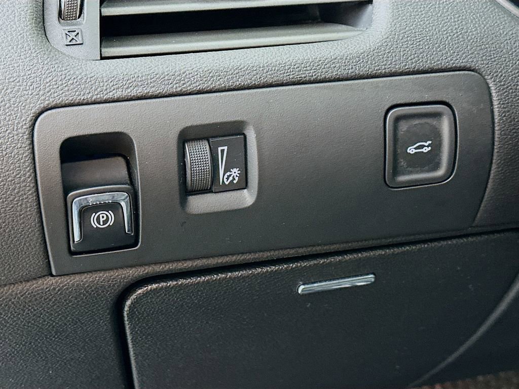 Used 2019 Chevrolet Impala LT image 15