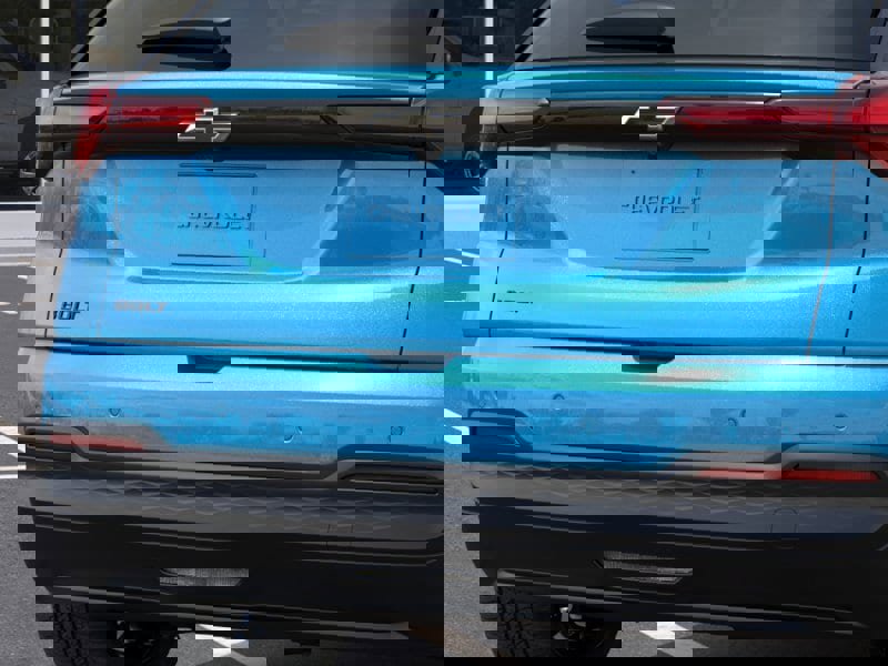 New 2027 Chevrolet Bolt LT w/ Comfort Package FWD image 14