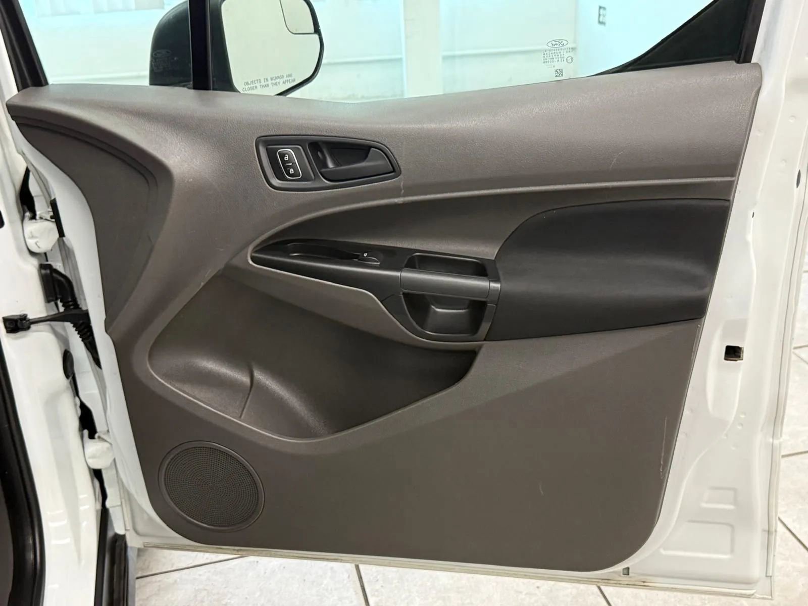 Used 2020 Ford Transit Connect XL image 22