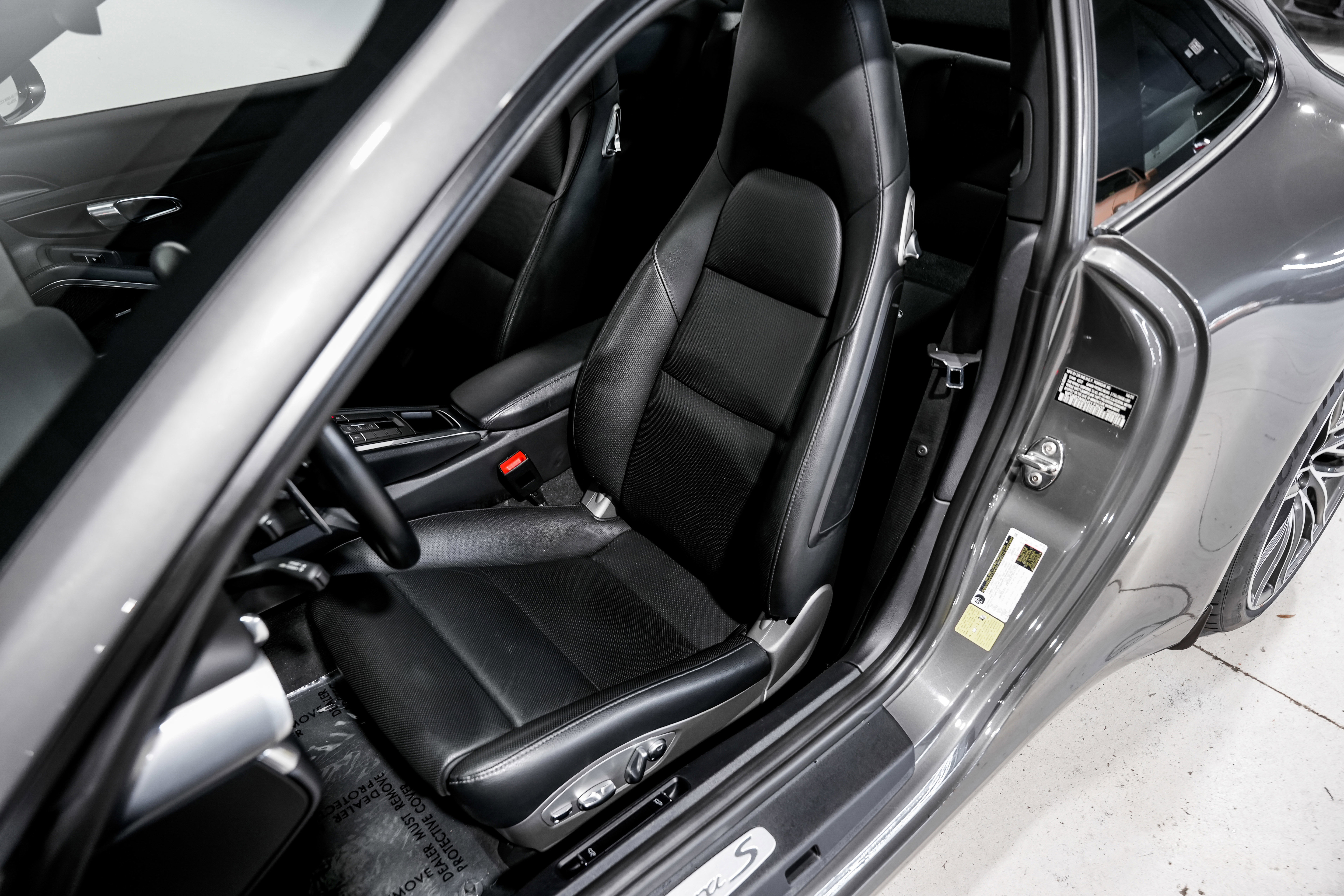 Used 2017 Porsche 911 Carrera S image 19