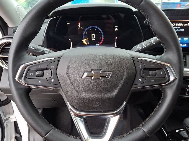 Used 2024 Chevrolet Trax ACTIV w/ Sunroof Package FWD image 31