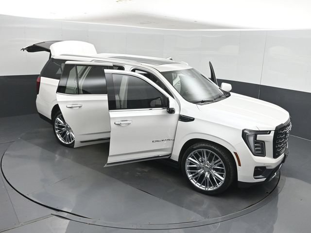 Used 2025 GMC Yukon Denali Ultimate AWD/4WD image 63