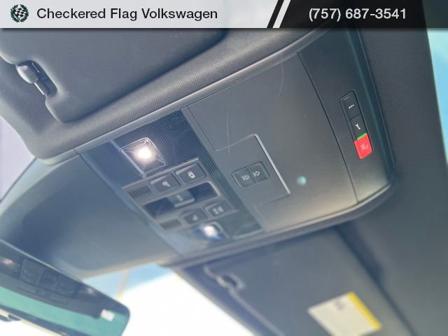 Used 2023 Volkswagen Atlas Cross Sport SEL Premium R-Line image 20