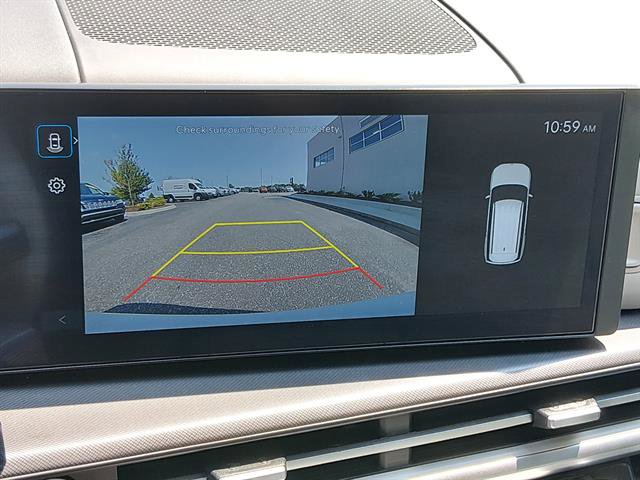 Used 2025 Hyundai Santa Fe SEL FWD image 15