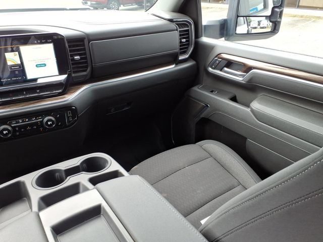 Used 2025 Chevrolet Silverado 3500 LT w/ Convenience Package AWD/4WD image 23