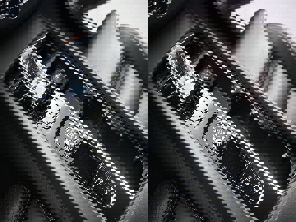 Used 2023 Volvo XC60 B5 Ultimate AWD/4WD image 20