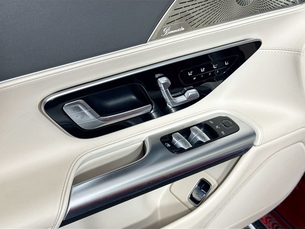 Used 2022 Mercedes-Benz SL 55 AMG 4MATIC image 23