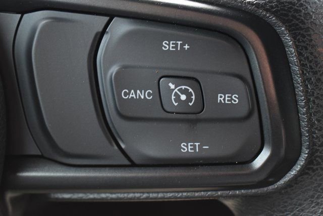 Certified 2023 Jeep Gladiator Sport AWD/4WD image 28