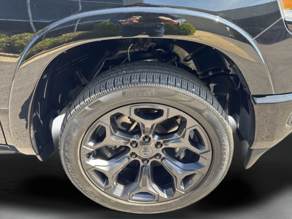 Used 2022 RAM 1500 Limited AWD/4WD image 40
