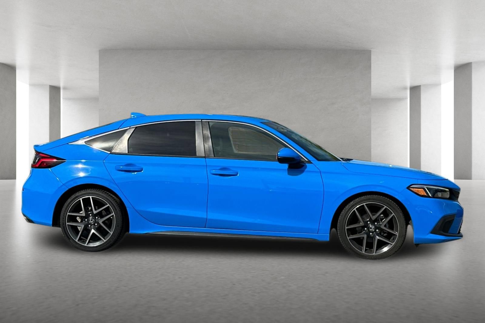 Used 2022 Honda Civic Sport Touring image 3