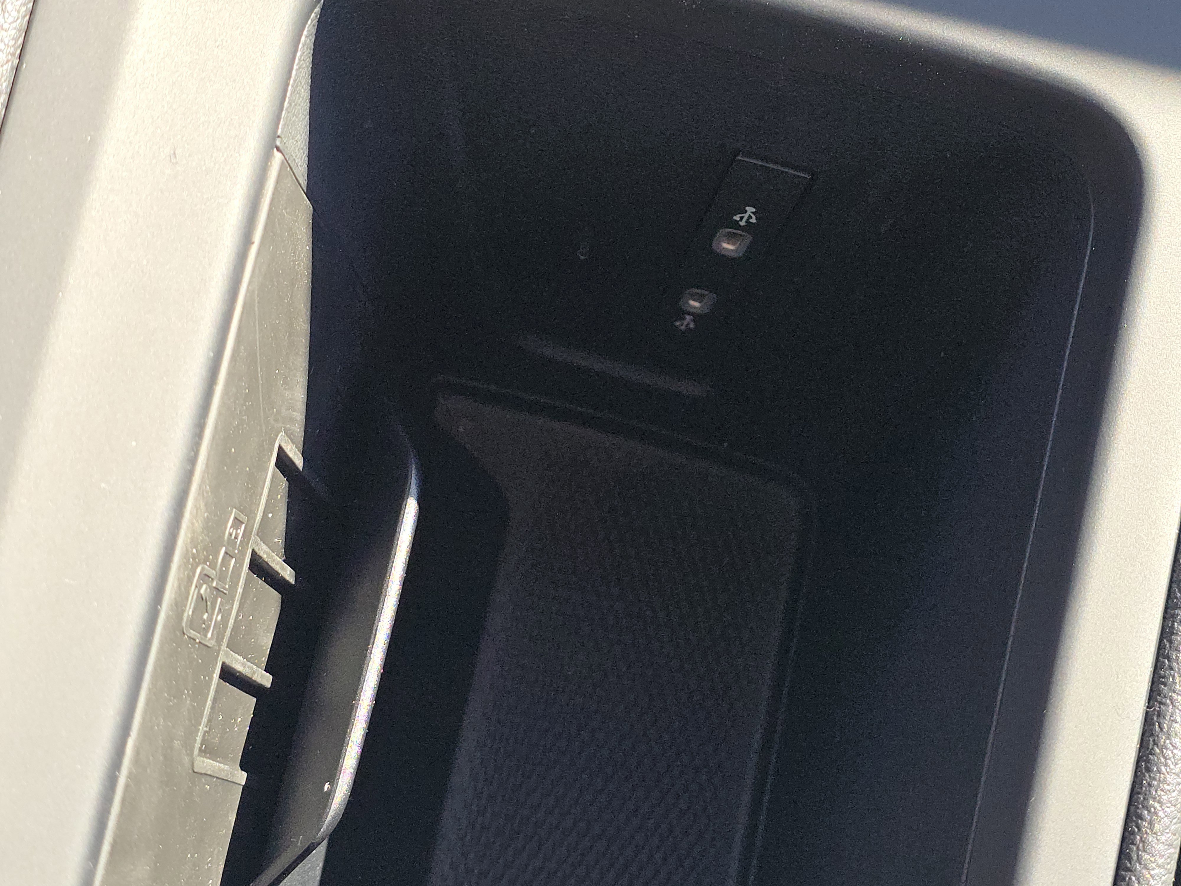 New 2026 Volkswagen Tiguan SE image 25