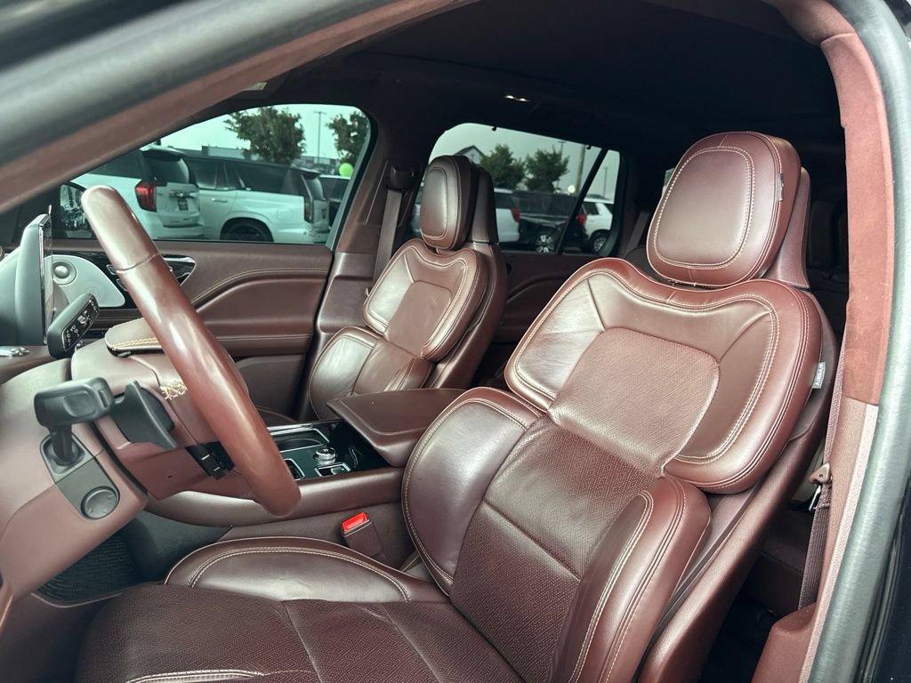 Used 2024 Lincoln Aviator Black Label w/ Dynamic Handling Package AWD/4WD image 14