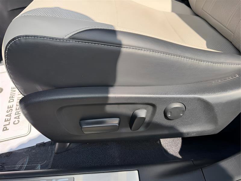 Used 2018 Lexus RX 350L FWD image 23