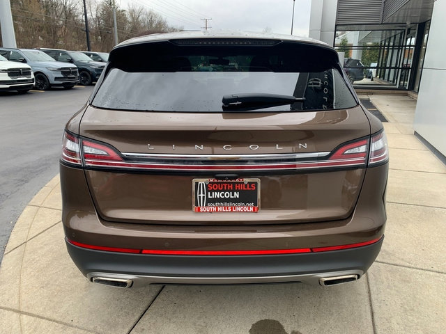 Certified 2022 Lincoln Nautilus AWD image 4