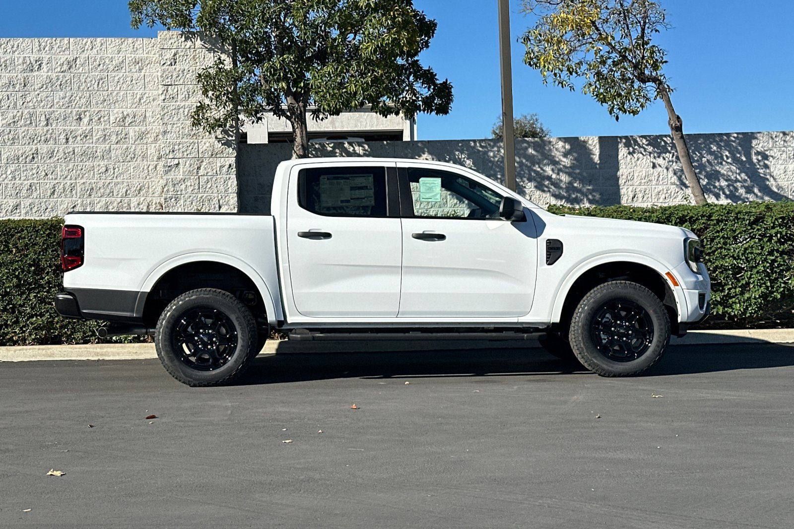 New 2025 Ford Ranger XLT w/ Equipment Group 301A High image 3