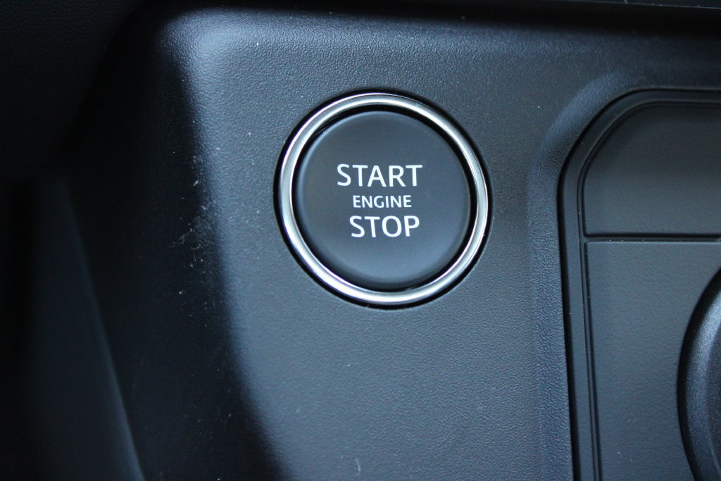 New 2026 Land Rover Defender 130 X-Dynamic SE AWD/4WD image 28
