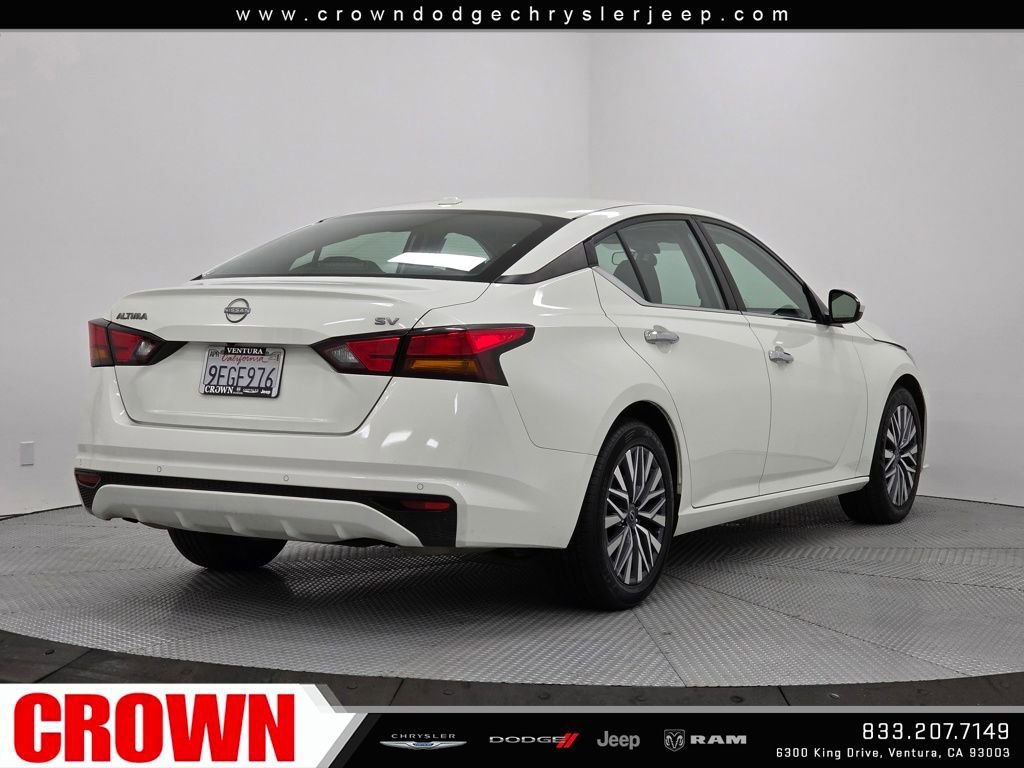 Used 2023 Nissan Altima 2.5 SV image 7
