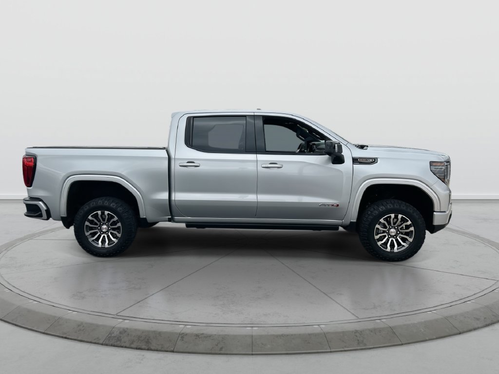 Used 2022 GMC Sierra 1500 AT4 w/ AT4 Premium Package AWD/4WD image 9
