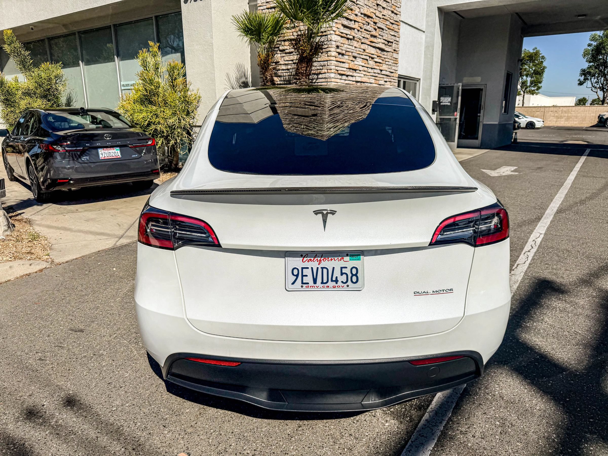 Used 2023 Tesla Model Y Performance AWD/4WD image 11