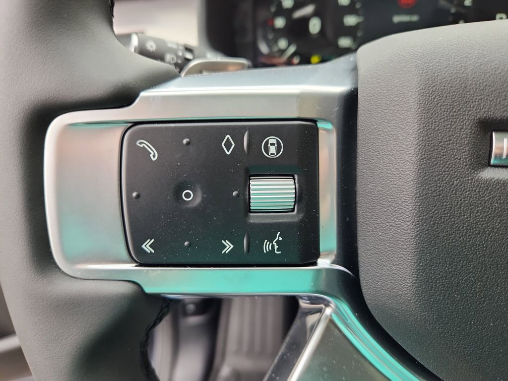 New 2026 Land Rover Discovery Limited Edition AWD/4WD image 19