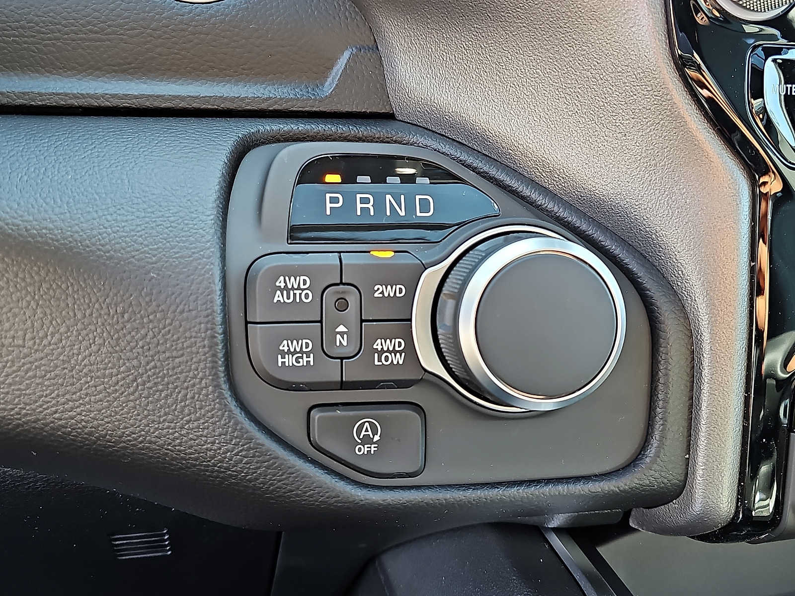New 2026 RAM 1500 Big Horn AWD/4WD image 11