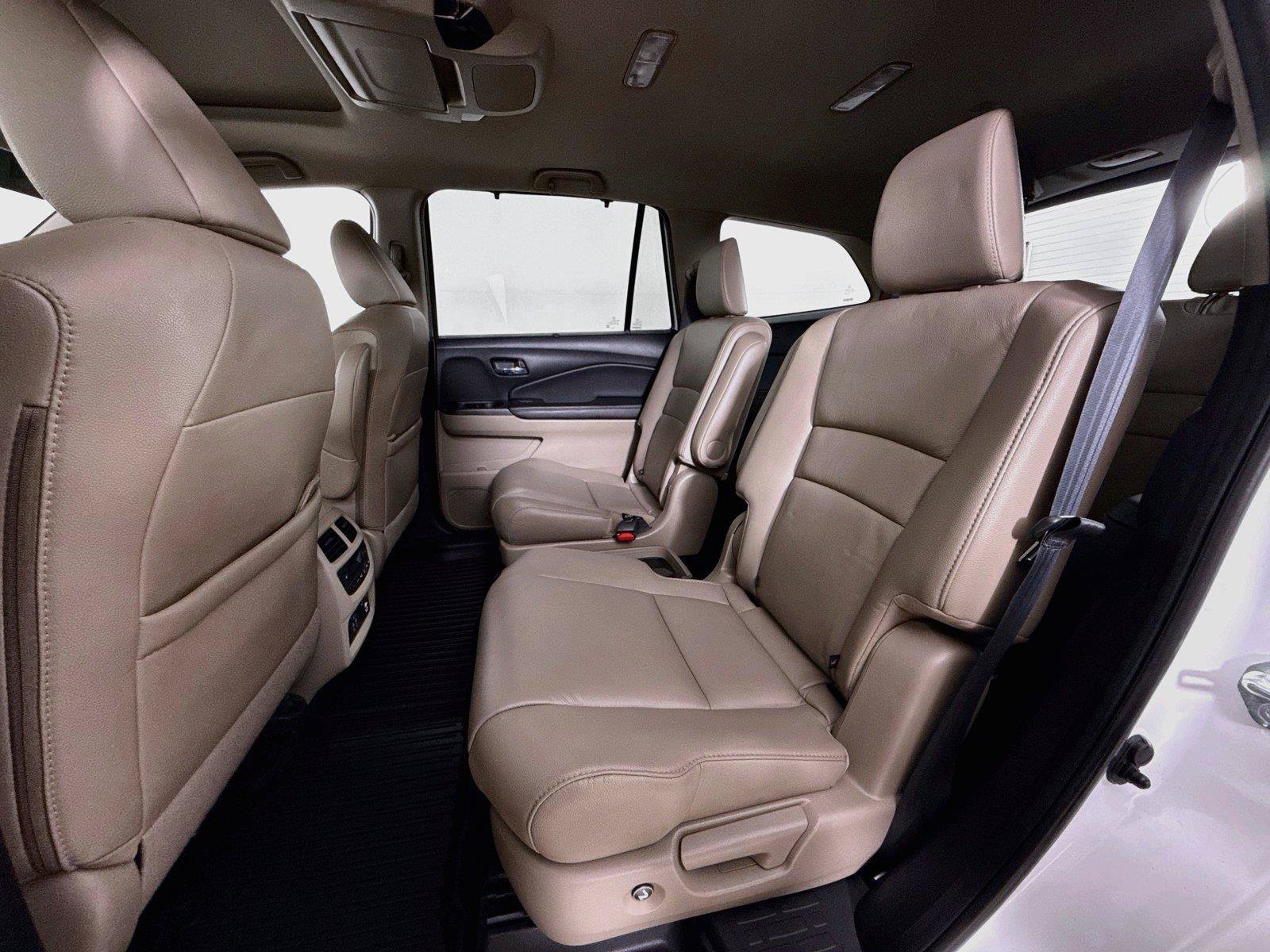 Used 2021 Honda Pilot Touring image 26
