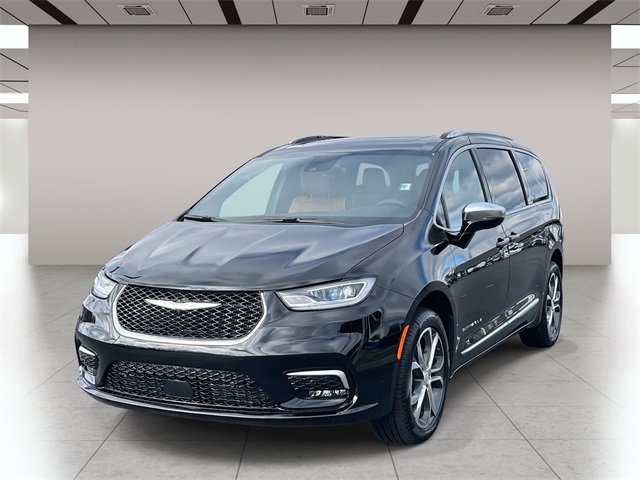 New 2026 Chrysler Pacifica Pinnacle image 8