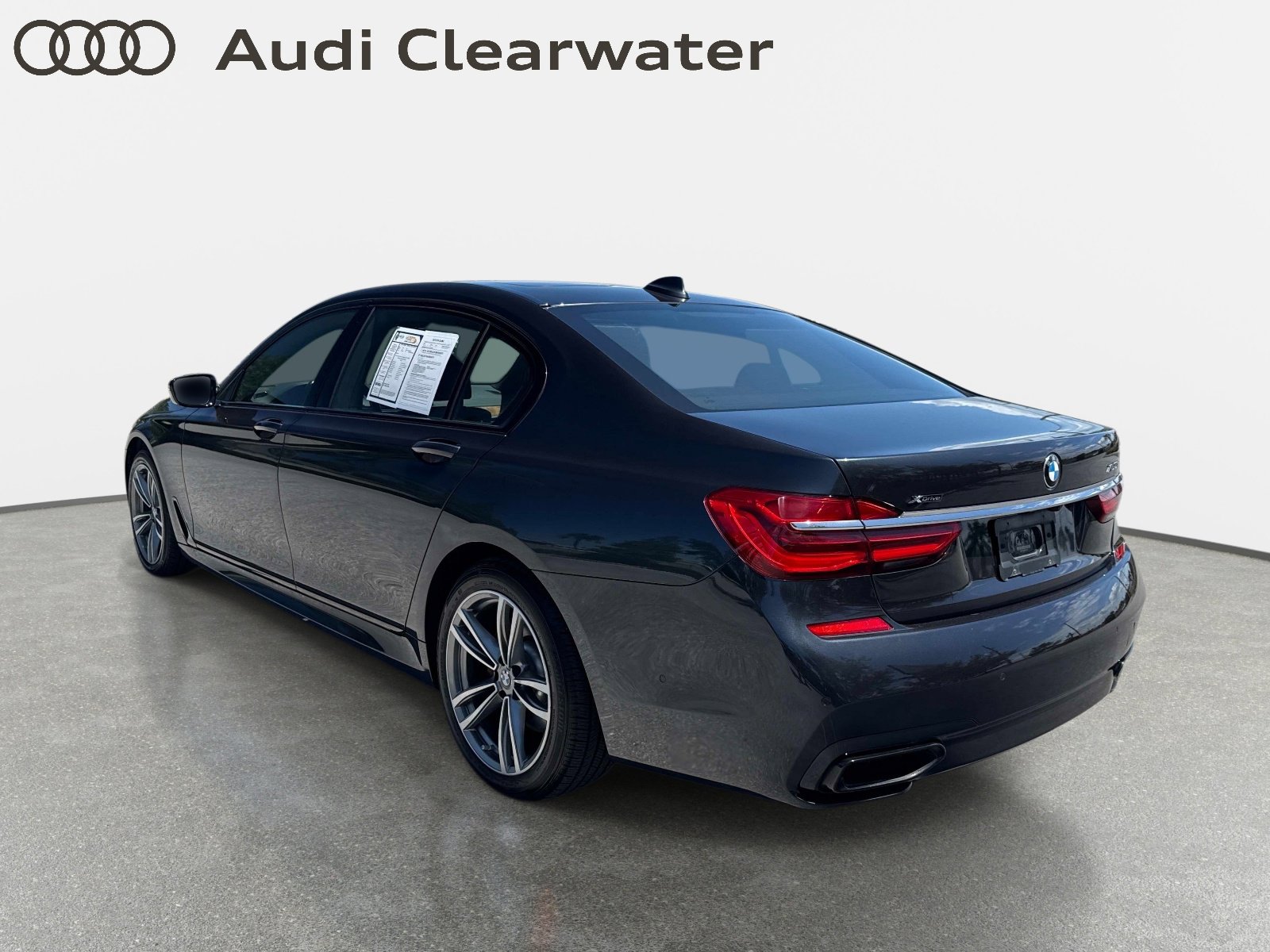 Used 2019 BMW 750i xDrive AWD/4WD image 4