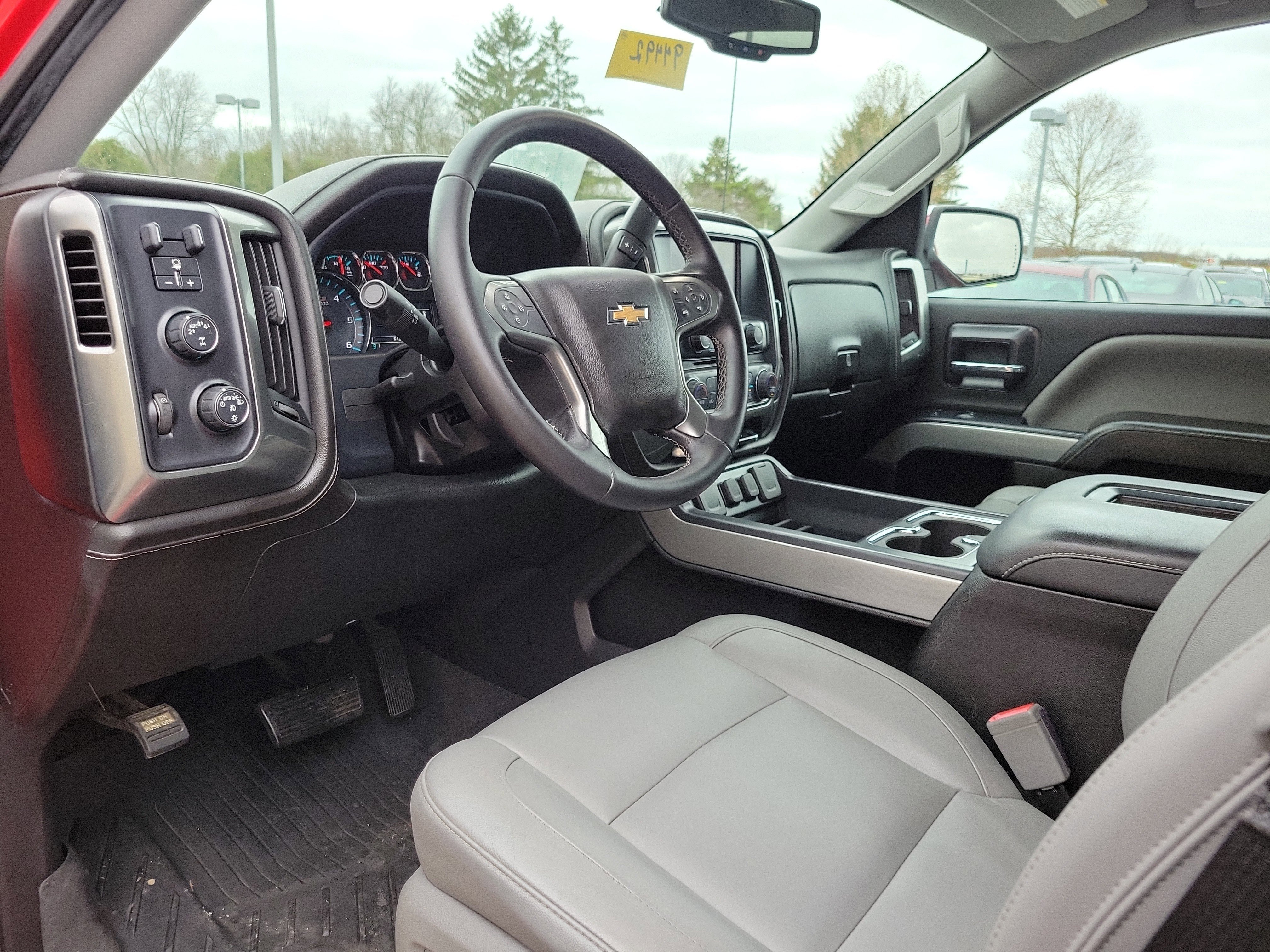 Used 2018 Chevrolet Silverado 1500 LTZ Z71 image 19