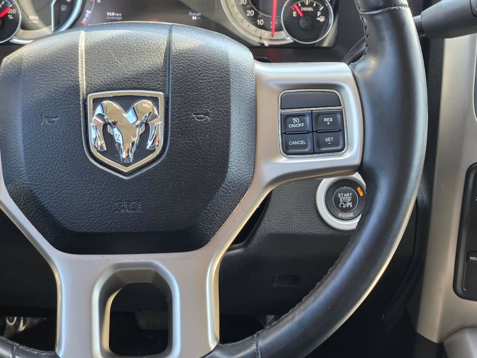 Used 2014 RAM 2500 Laramie w/ Convenience Group image 13