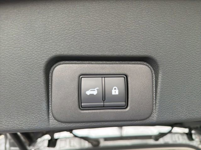 Used 2026 Nissan Rogue Platinum w/ Platinum Premium Package AWD/4WD image 31