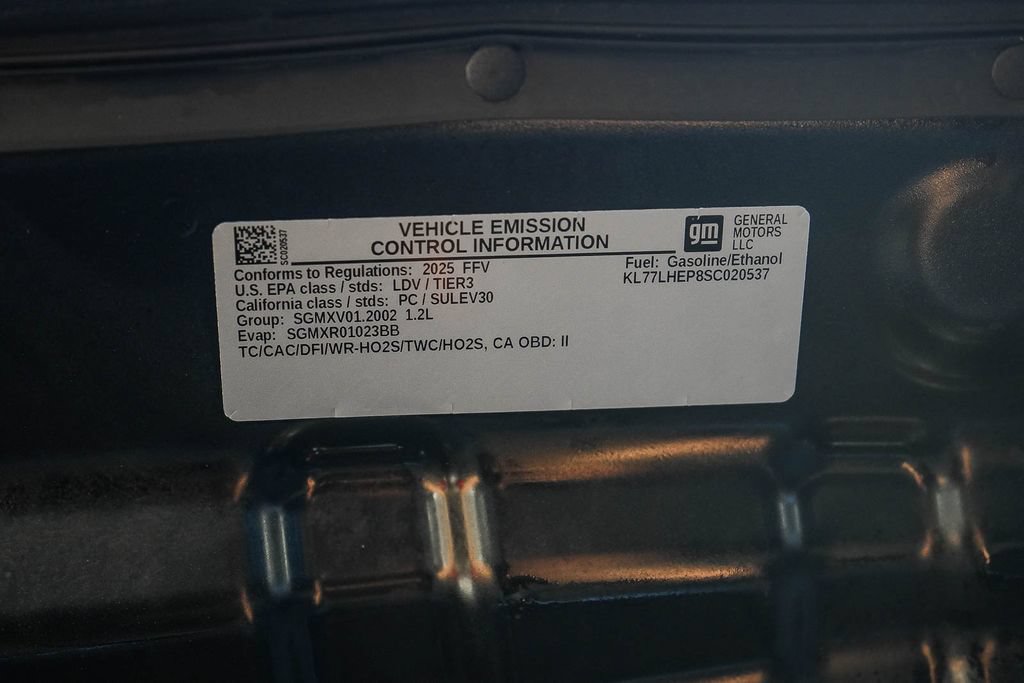 Used 2025 Chevrolet Trax LT w/ Driver Confidence Package FWD image 25
