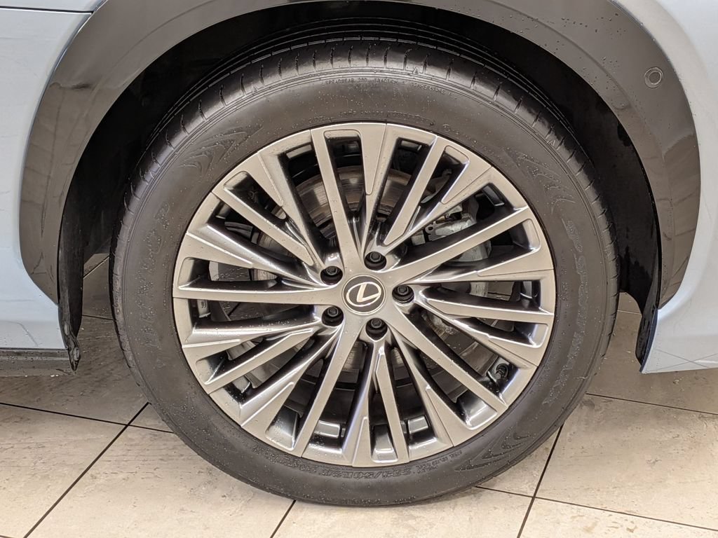 Used 2024 Lexus RZ 450e Premium w/ Accessory Package (2T) AWD/4WD image 12