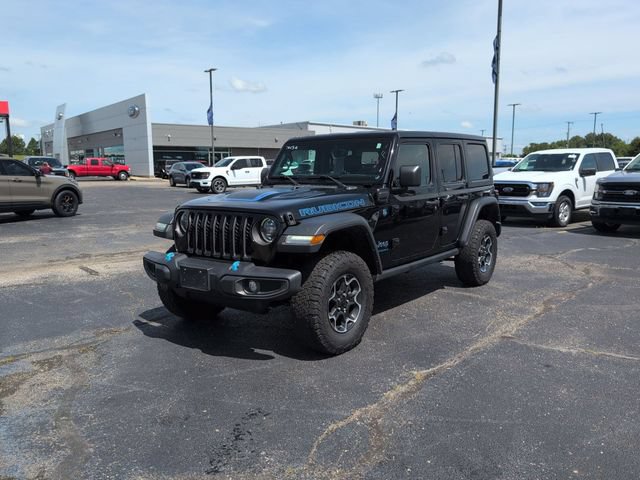 Used 2023 Jeep Wrangler Unlimited Rubicon 4xe w/ Cold Weather Group AWD/4WD image 3