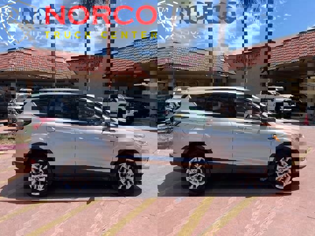 Used 2017 Ford Escape SE