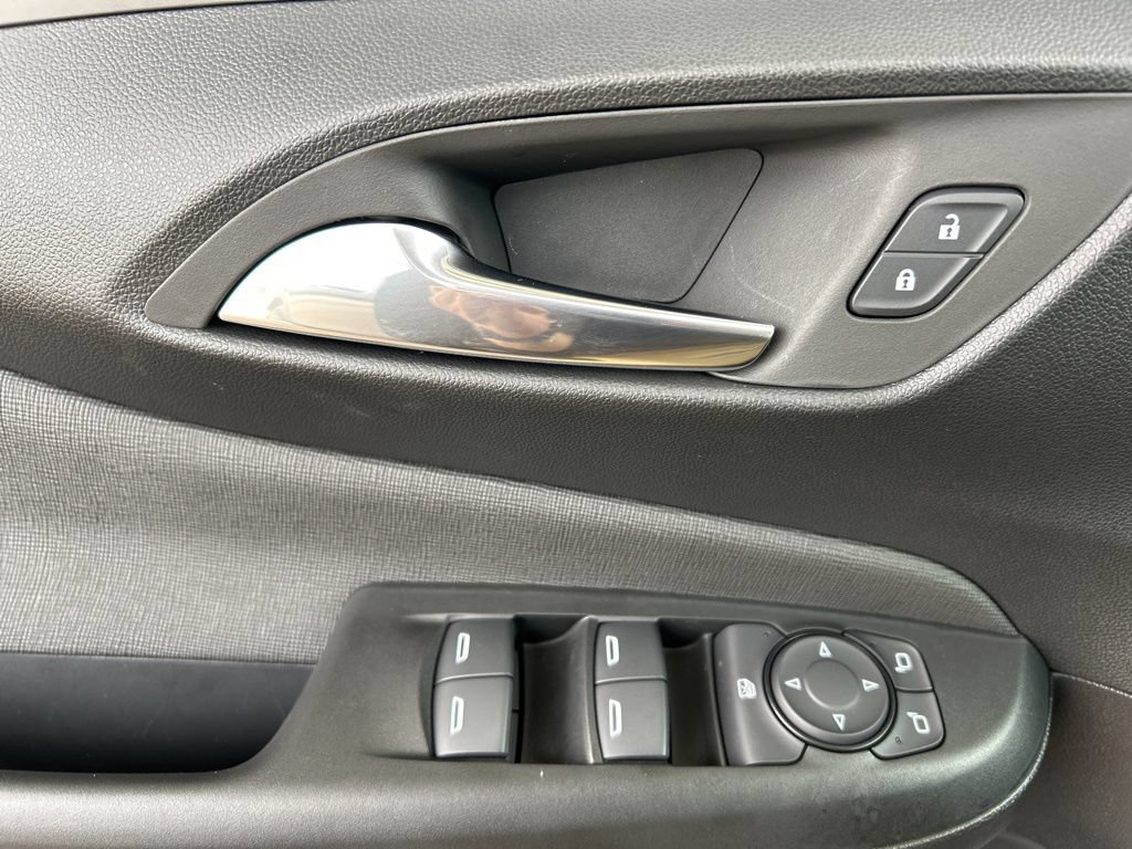 Used 2026 Buick Envista Preferred w/ Advanced Safety Package FWD image 21