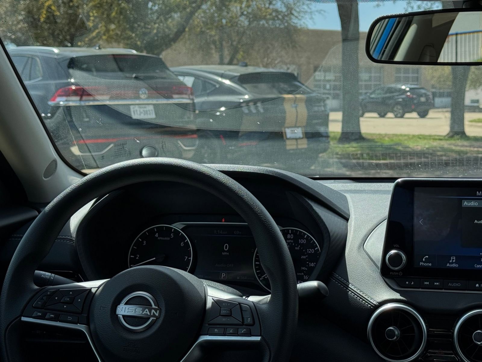 Used 2025 Nissan Sentra SV image 34