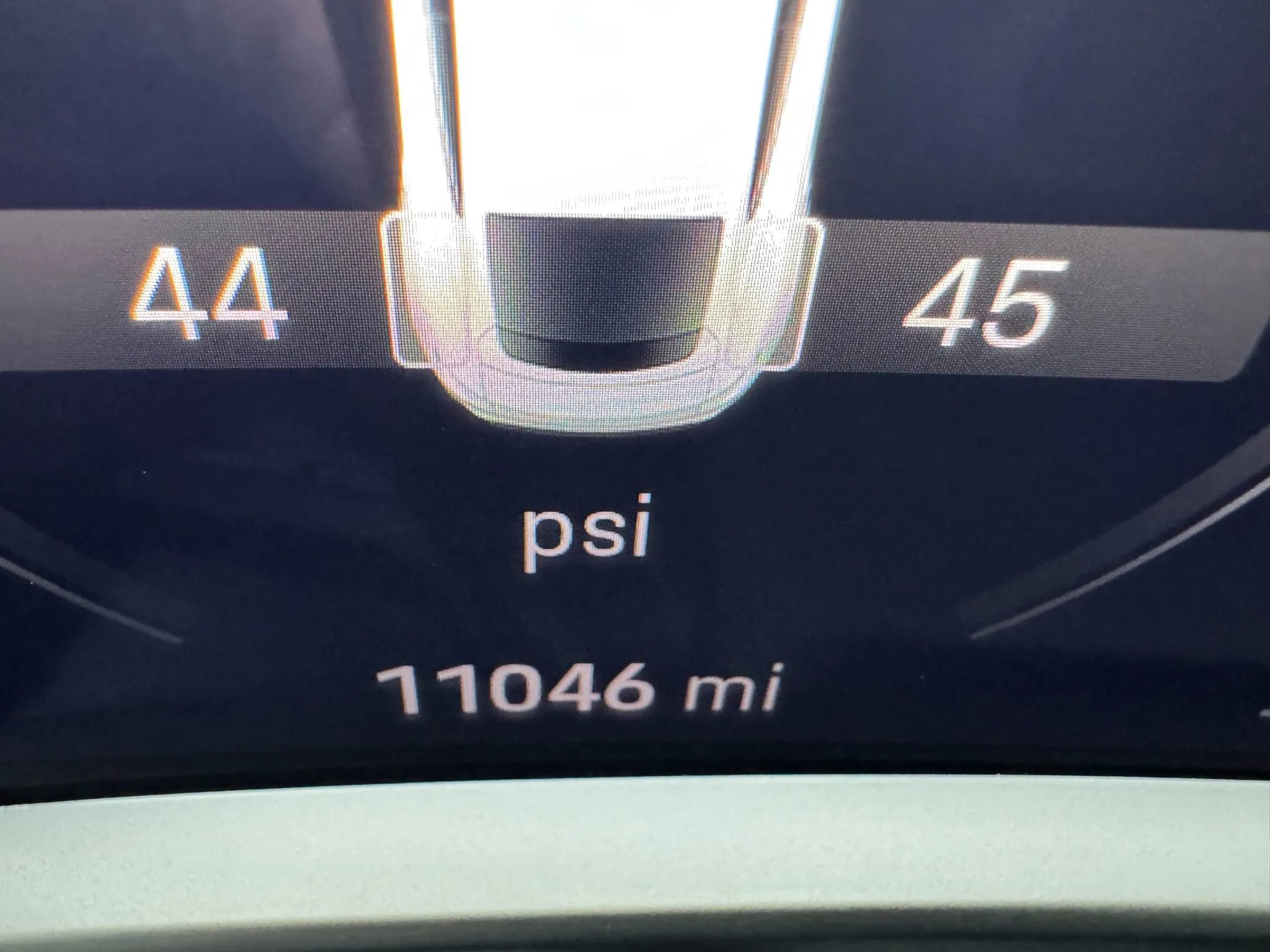 Used 2020 Porsche Taycan 4S image 35