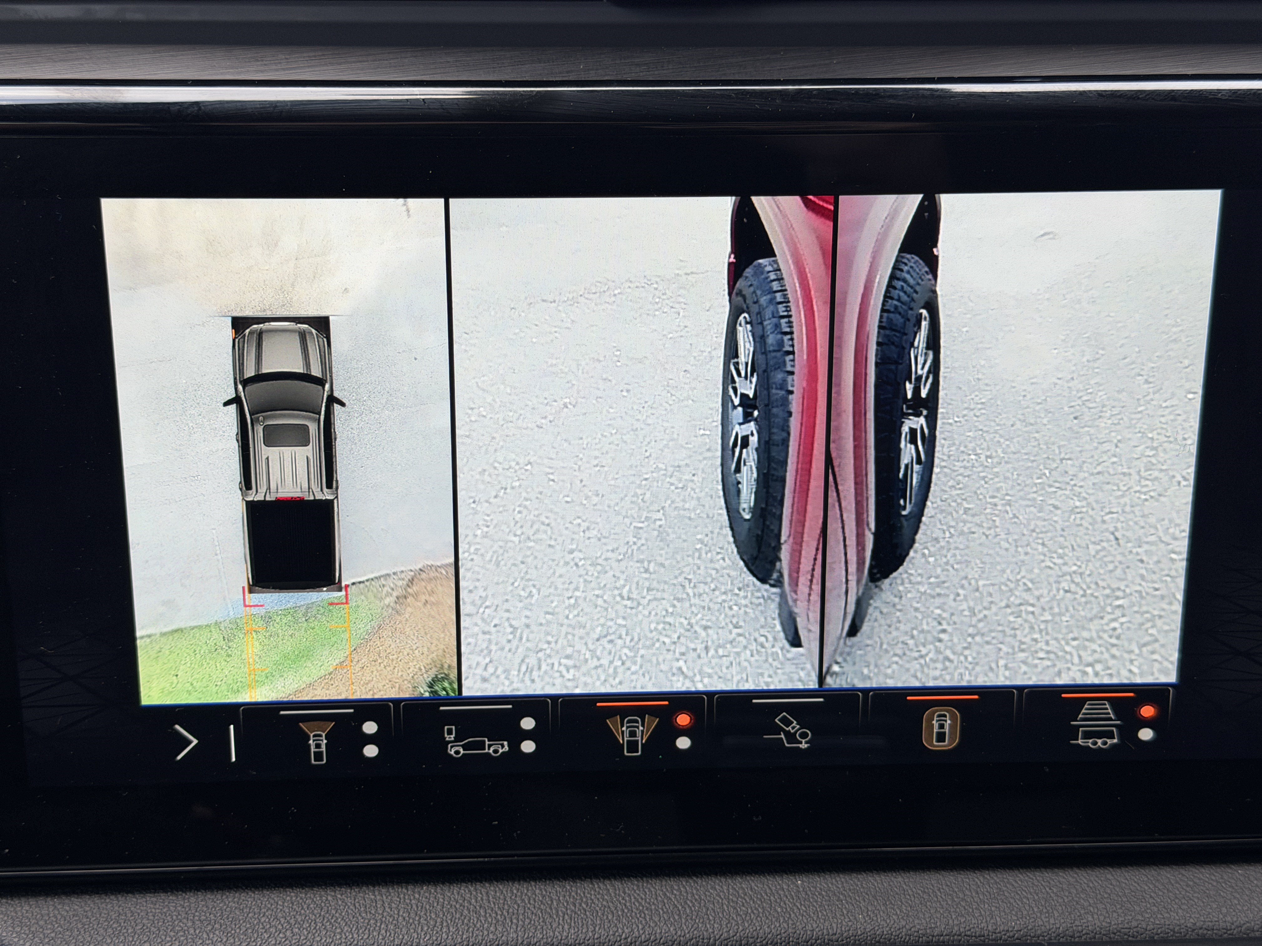 Used 2025 GMC Sierra 1500 AT4 AWD/4WD image 17