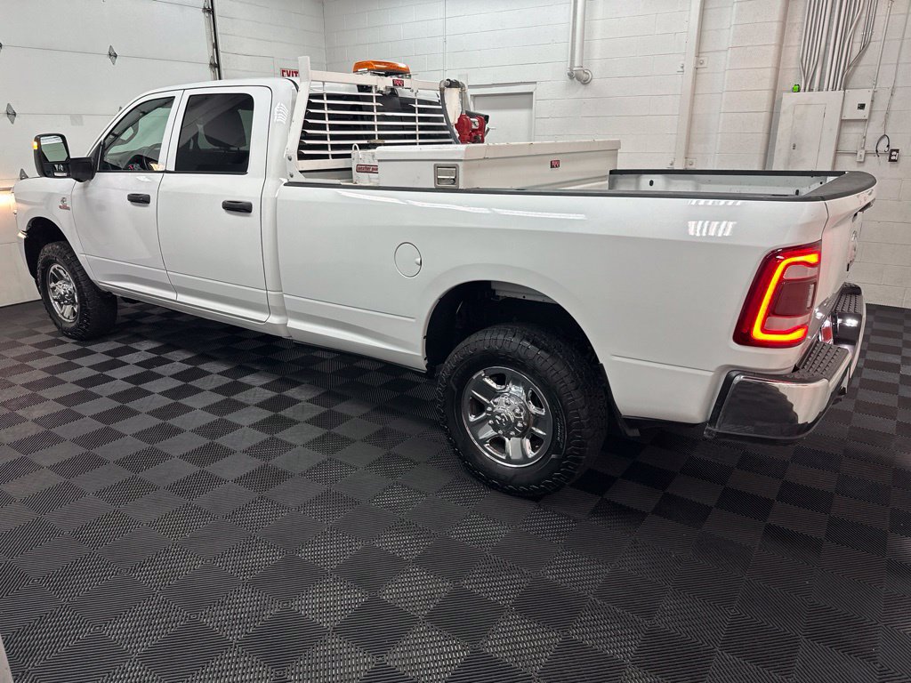 Used 2024 RAM 3500 Tradesman w/ Towing Technology Group AWD/4WD image 6