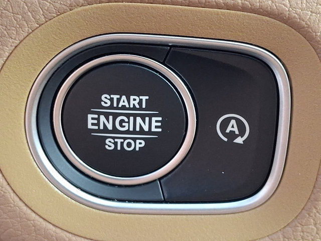 Used 2026 Mercedes-Benz GLS 450 4MATIC image 31