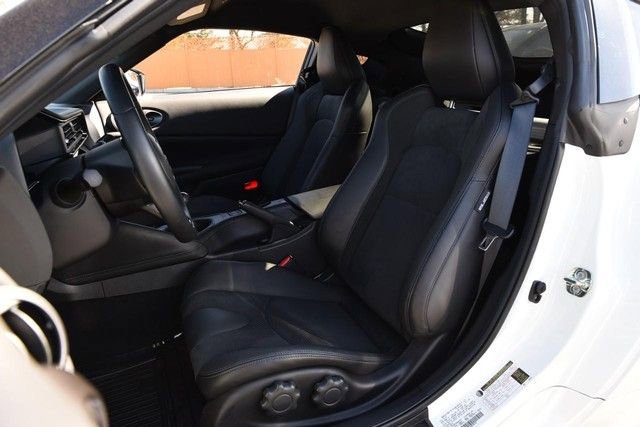 Certified 2024 Nissan Z Performance w/ Floor Mat Package image 24